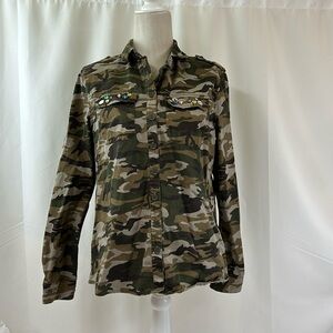 Iris Los Angeles Long Sleeve Button Front Embellished Camouflage Shirt Large